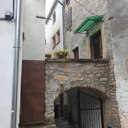 Esmi Apartman